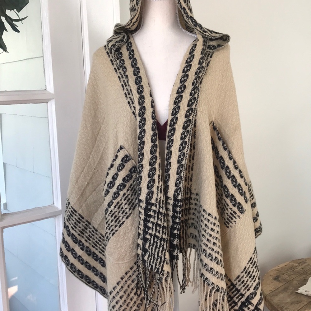 Hooded scarf/ cape